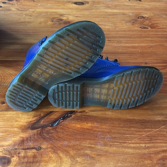 DR. MARTENS 1460 Boots - Picture 4 of 4